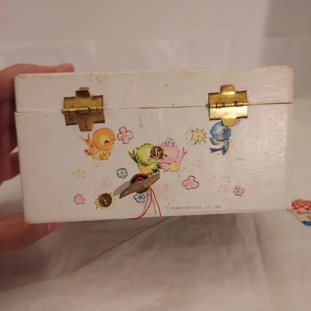 Vintage 1969 Holiday Fair Music Box - Around The World In 80 Days - Fair